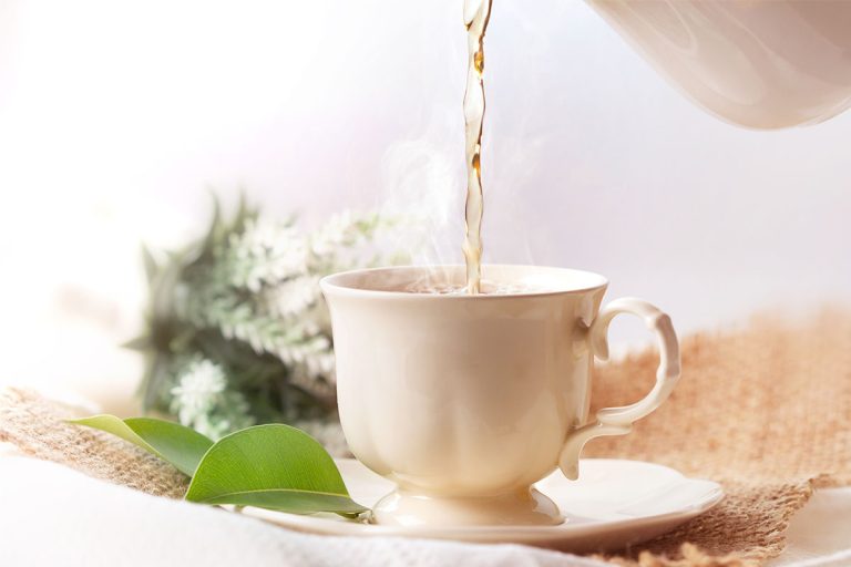 White-Tea-with-cup